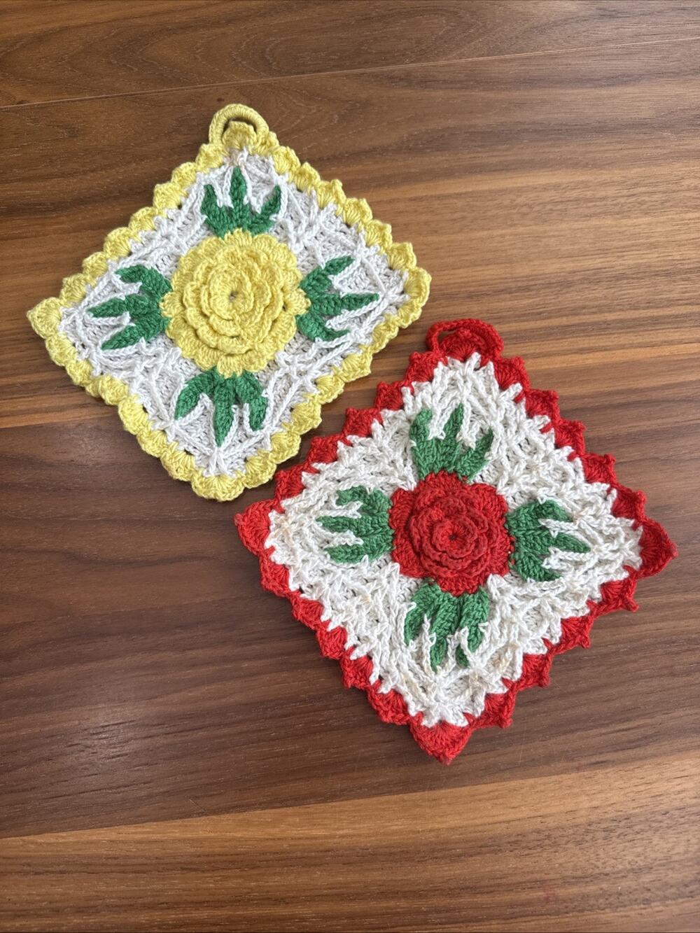 Granny Core Handmade Vintage Crocheted Flower Red Yellow Rose Pot Holder Lot 2
